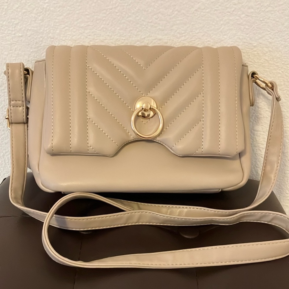 Alexis bendel crossbody bag